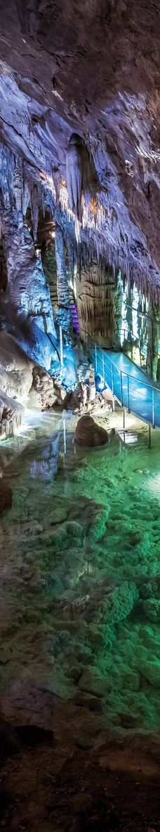 Grotte des Canalettes-科尔内拉德孔夫朗