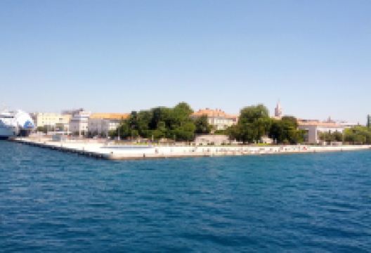 The Greeting to the Sun景点图片