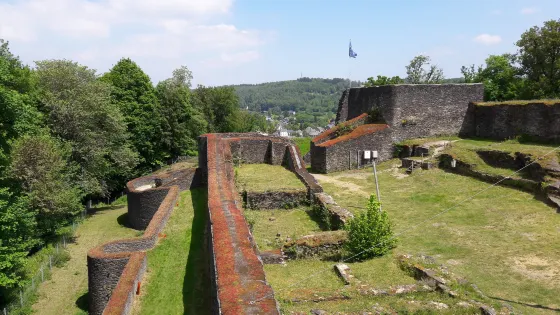Le chateau de La Roche a Herbeumont