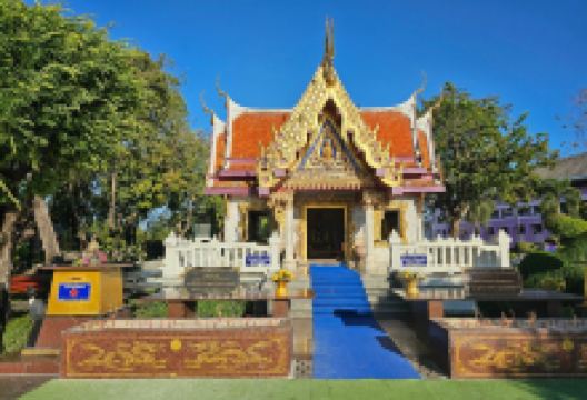 Shrine of King Taksin the Great景点图片