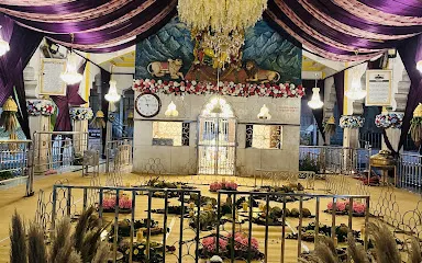 Raj Rajeshwar Temple