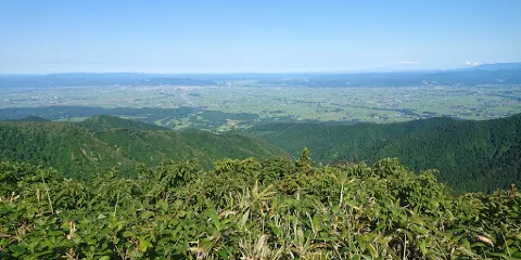真晝岳 峯越登山口