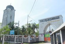 Madrasha Mosque景点图片