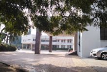 C T Bora College Ground景点图片