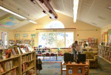 Fern Ridge Library景点图片