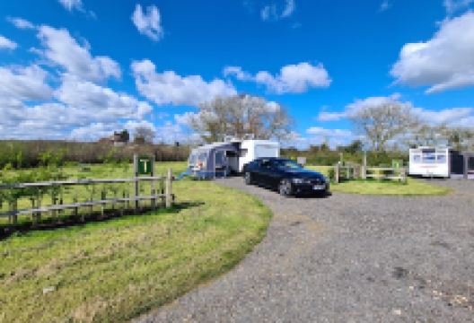 Little Norwood Caravan Club Site景点图片