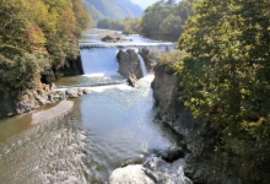 Pyotanno Falls景点图片