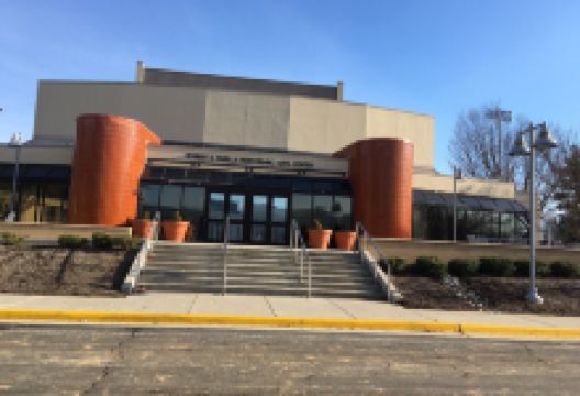 The Robert E. Parilla Performing Arts Center景点图片