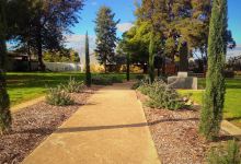 Nathalia Memorial Gardens景点图片