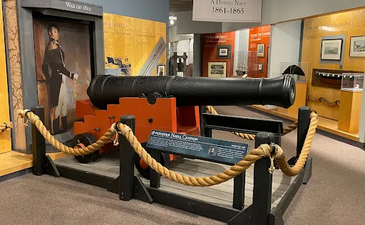 Hampton Roads Naval Museum