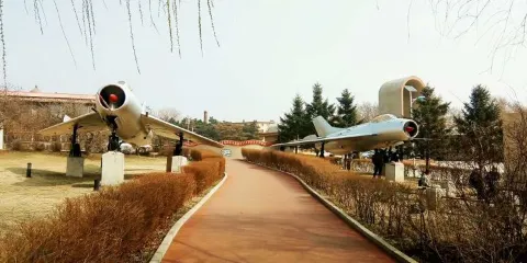 響鈴公園-飛機雕塑