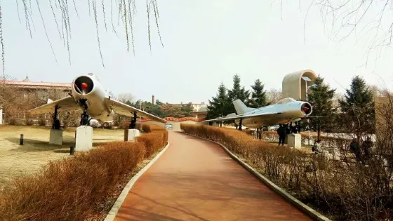 響鈴公園-飛機雕塑
