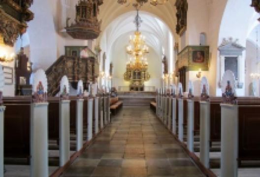 布多尔菲教堂景点图片