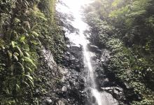 Kakek Bodo Waterfall景点图片