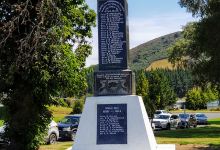 Clinton War Memorial New Zealand景点图片