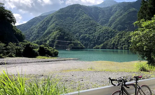 雨畑湖