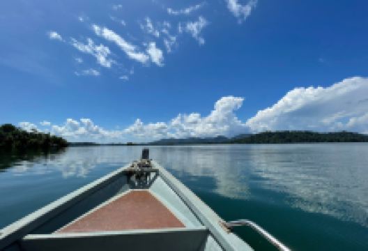 肯逸湖景点图片