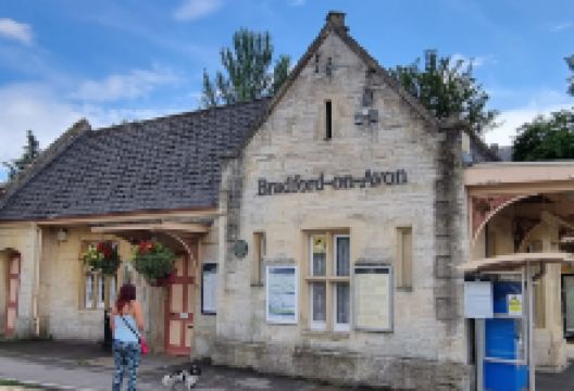 Tithe Barn景点图片