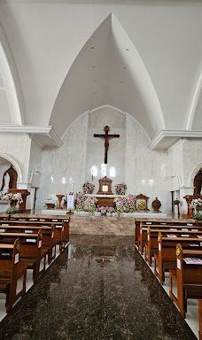 Gereja Katolik Santo Yohanes Pemandi-泗水