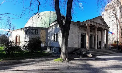 尤立科·赫依頗利天文館