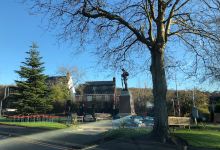 Dunscar War Memorial景点图片