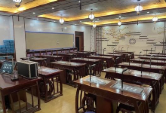 建陵中学公园景点图片