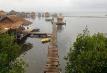 Karangantu Harbour景点图片