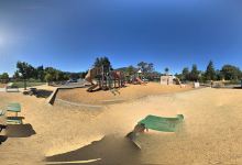 Town Park Playground景点图片