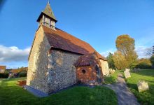 St. Leonard's Church景点图片