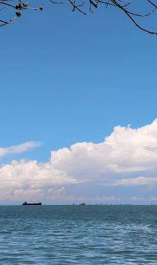 Hẻm thông biển 107 Trần Phú-头顿