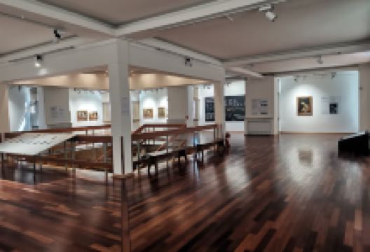 Vjekoslav Karas Gallery景点图片