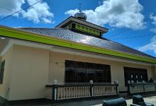 Masjid Babul Hasanah Hilir Kantor, Ngabang景点图片