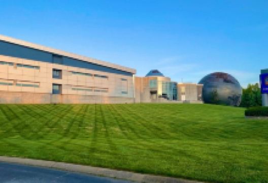 The Renaissance Center景点图片