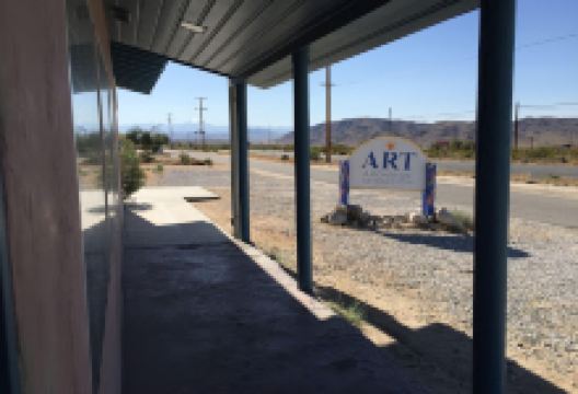 Roadside Attraction Art Studio景点图片