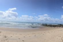Ribeira Beach景点图片