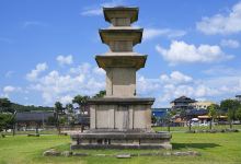 昌宁昌宁述亭里东三层石塔景点图片