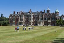 Sandringham Camping and Caravanning Club Site景点图片