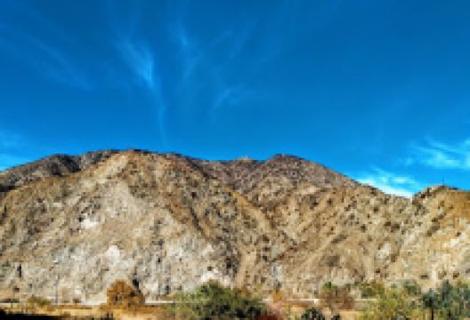 Azusa Rock Project景点图片