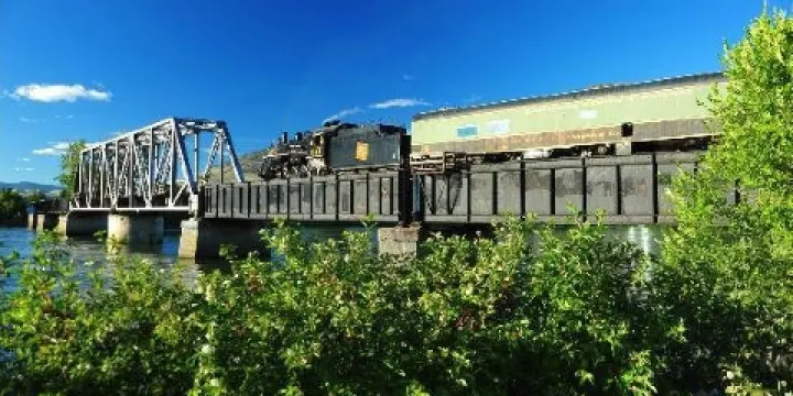 坎盧普斯遺產鐵路