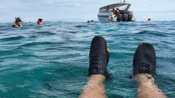 Raya Dive Center