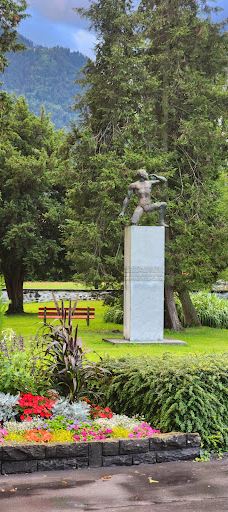 因特拉肯城堡-因特拉肯