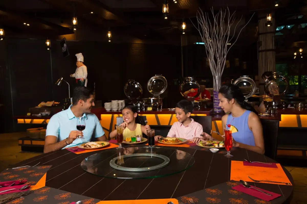 What to eat at Night Safari