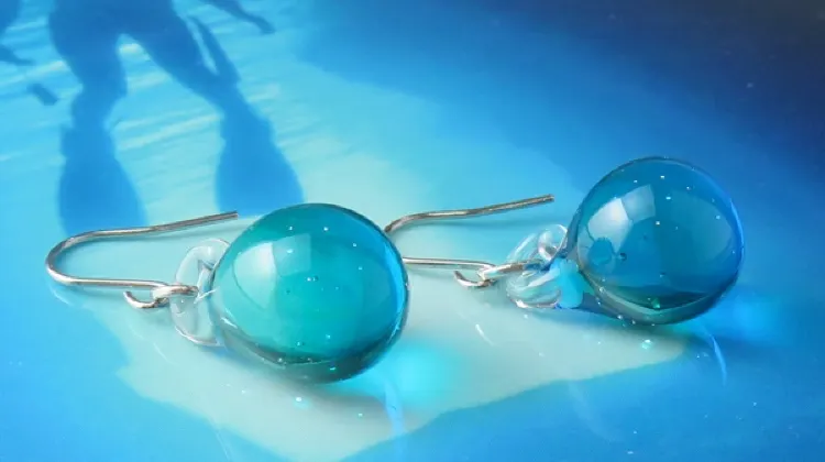 鳥取ガラスアクセサリー