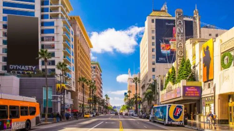 ways to get Hilton hotel deals