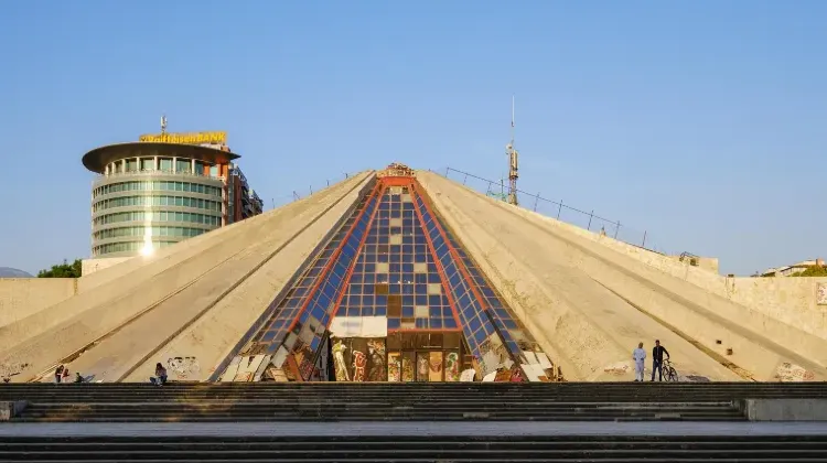 アルバニアの基本情報