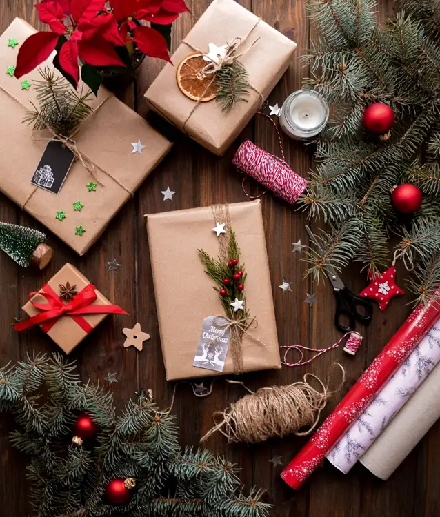 Source: Olesia Buyar/ unsplash  It's time to wrap up the gifts and pile them up beneath the Christmas tree!