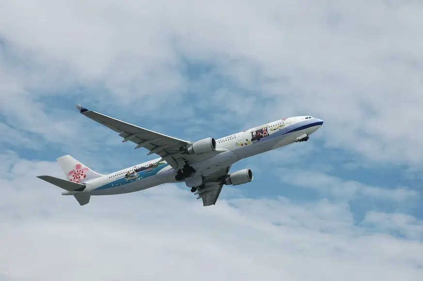 ドバイ旅行で必要なもの
