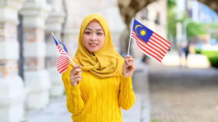 Hari Raya Haji—7 Juni-9 Juni (Sabtu-Senin)