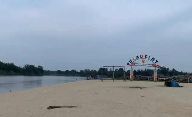 Tempat Wisata di Pekanbaru - Pantai Cinta, Teluk Jering Tambang