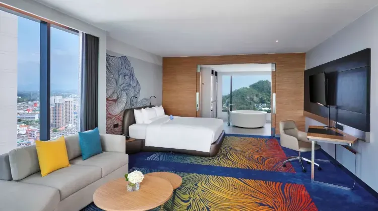 โรงแรมโนโวเทล มารินา ศรีราชา